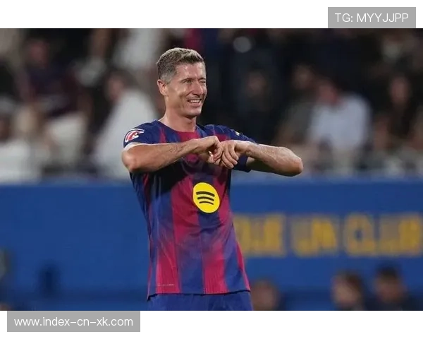 巴萨战术运转顺畅:探索足球智慧的极致表现